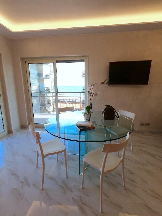 Olimpia Apartment อาร์มา ดิ ตัจจา ภายนอก รูปภาพ
